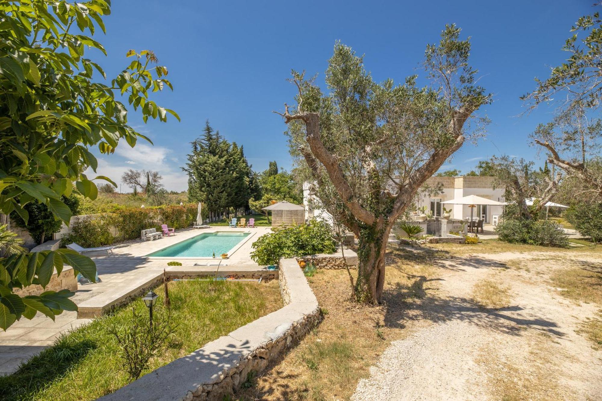 Villa Enea Poggiardo Exterior photo